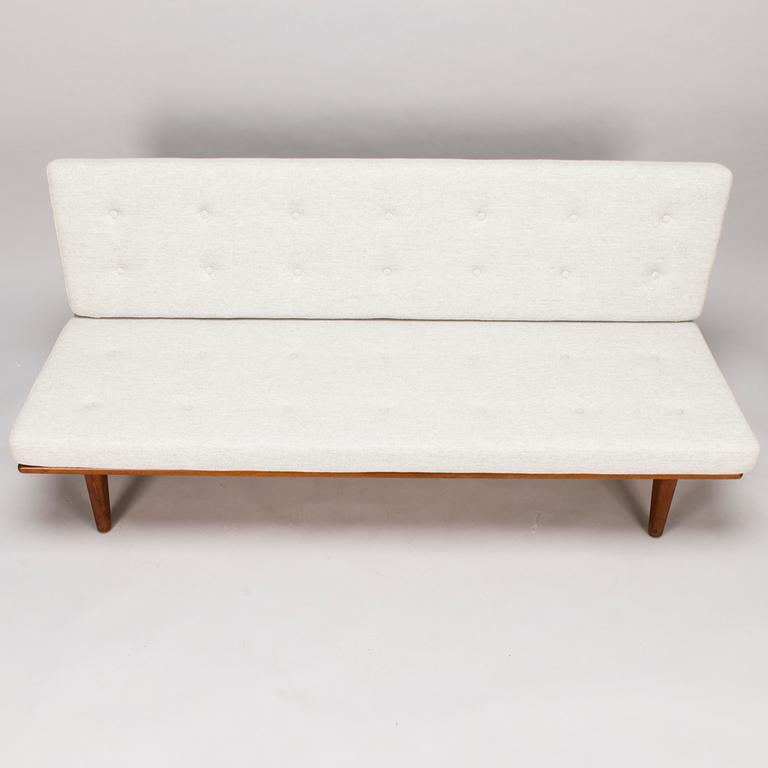 CARL GUSTAF HIORT AF ORNÄS, a 1950s 'Åre' sofa for Puunveisto Oy - Wood work Ltd.