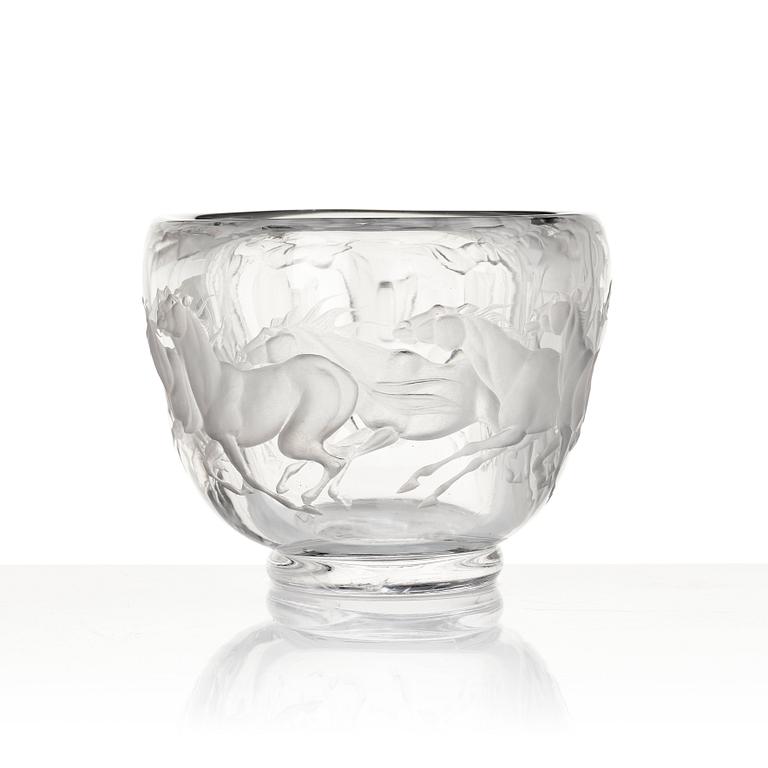 Vicke Lindstrand, a unique engraved glass bowl, reportedly a special commission ca 1972, Kosta, Sweden engraved by Tage Cronqvist.