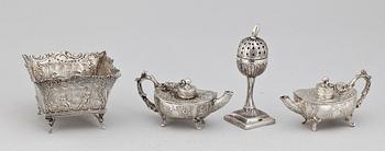 PARTI SILVER, bla Wien. 1800-1900-tal. Totvikt ca 300 gram.