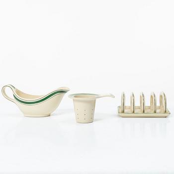 Wilhelm Kåge, An extensive "Bandarillo" dinner service, 86 pcs, Gustavsberg, in production 1933-1952.