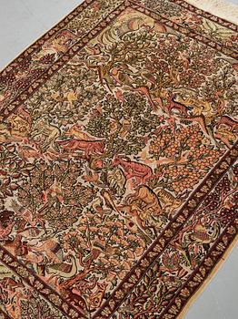 Matta, Old, silk Hereke, Souf, ca 132 x 109 cm.