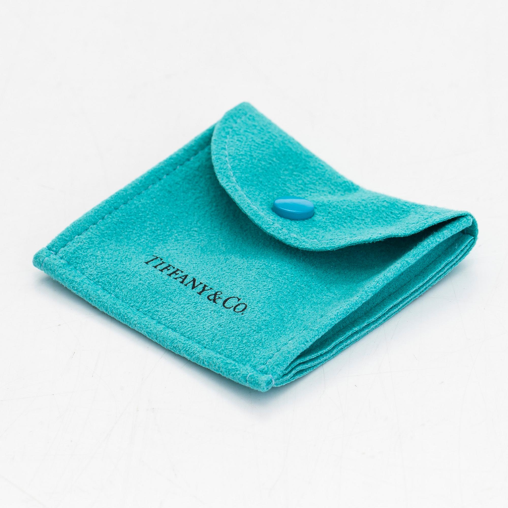 Tiffany & Co, Paloma Picasso, an 18K gold ring, with a cabochon-cut citrine.