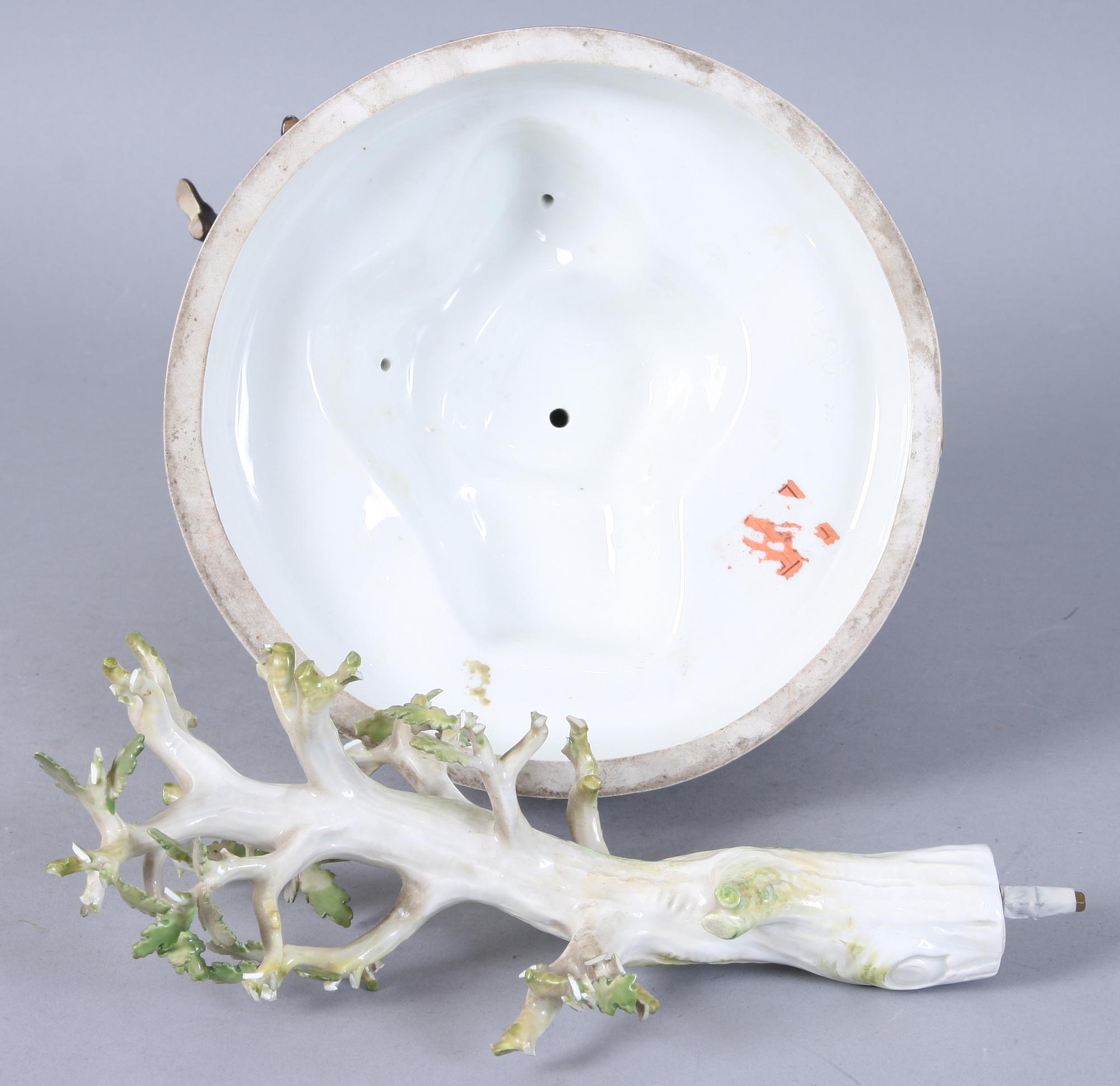 FIGURINGRUPP, rokokostil, porslin, Meissen.