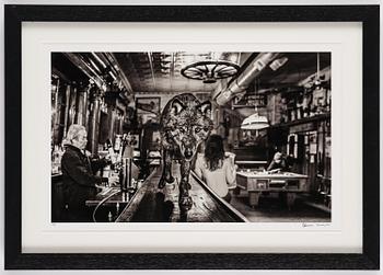 David Yarrow, "The Wolf Of Main Street II", 2015.