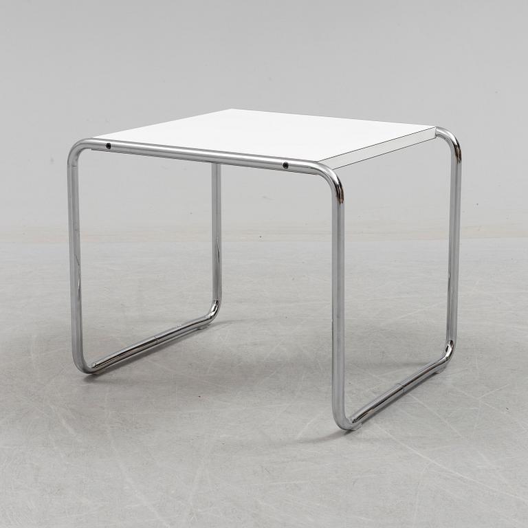 MARCEL BREUER, a 'Laccio' tubular steel side table from Knoll Studio.