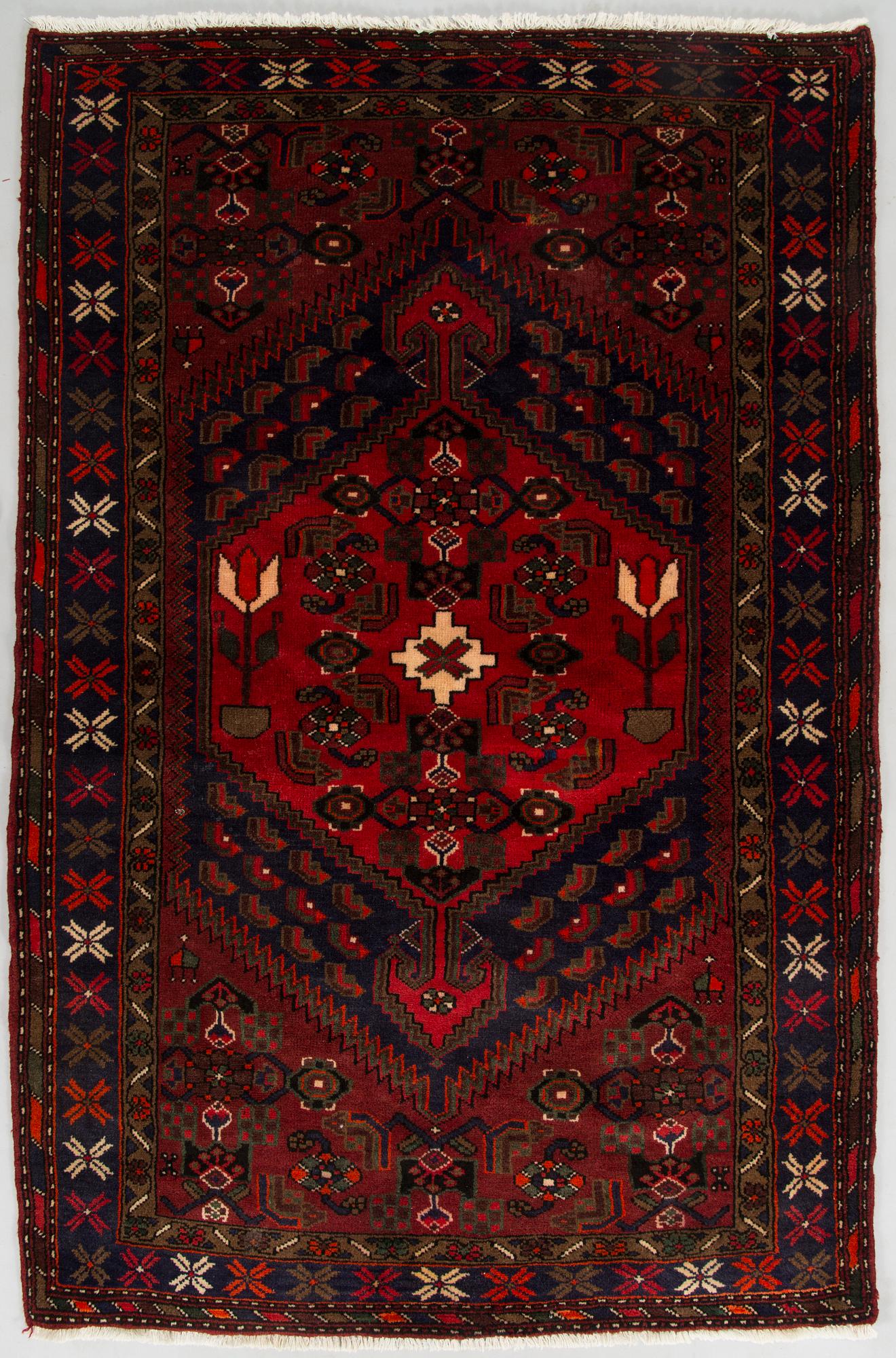 Matto, itämainen, n. 193x127 cm.