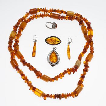 BÄRNSTENSMYCKEN, 5 st. 1900-talets slut.