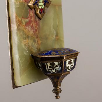 KRUCIFIX med VIGVATTENSKÅL, 1900-tal.