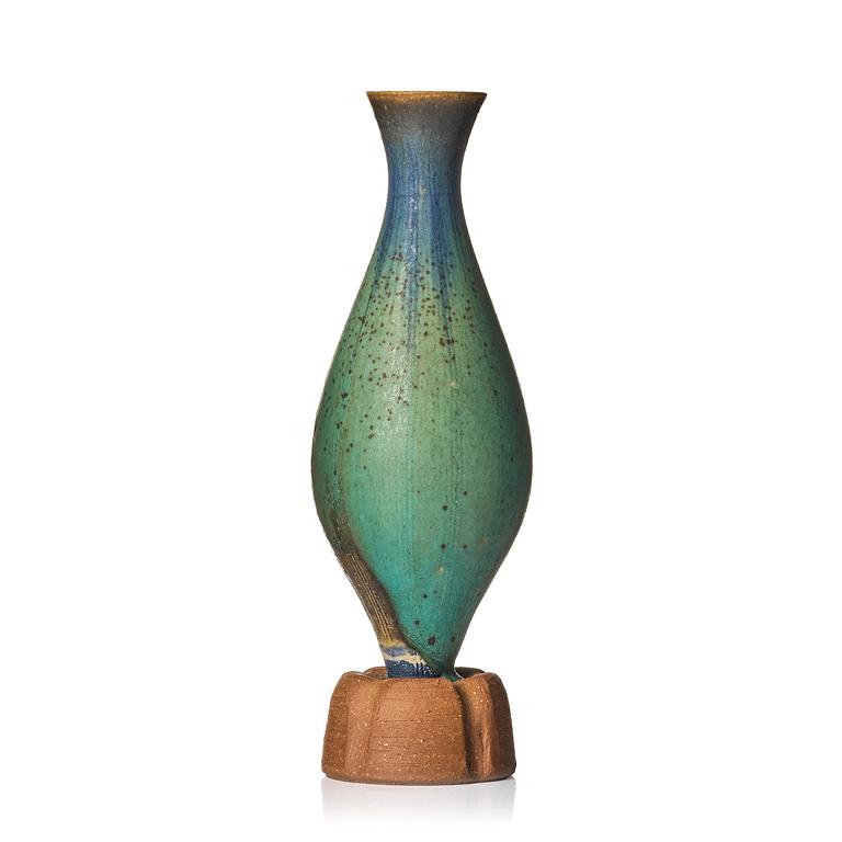 Wilhelm Kåge, a Farsta Spirea stoneware vase, Gustavsberg Studio 1957.
