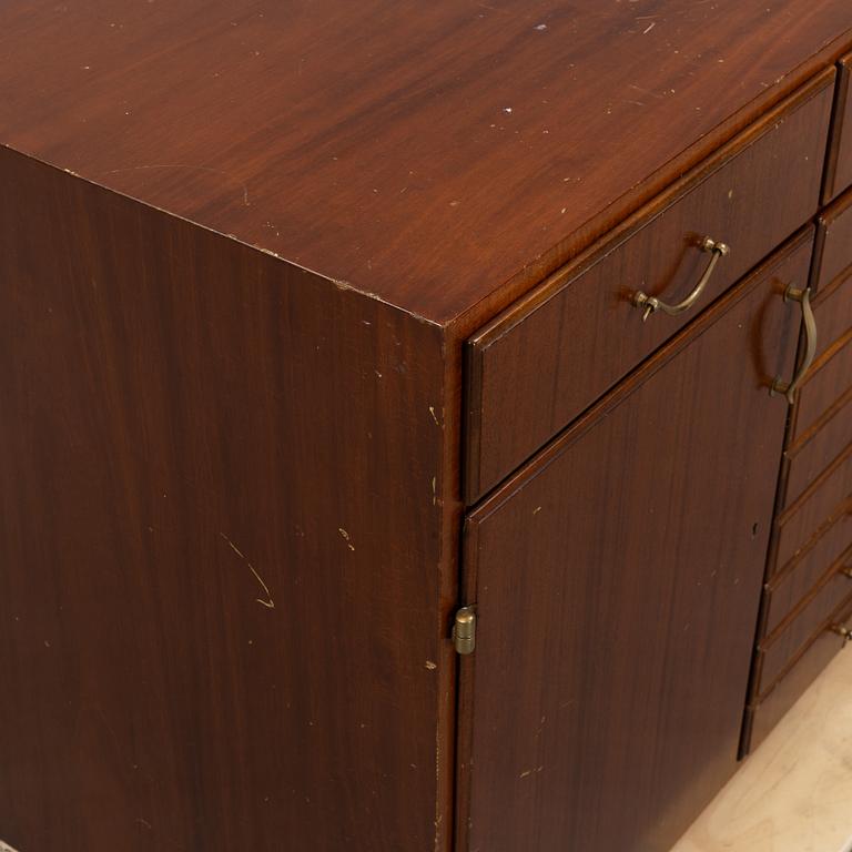 A mahogany veneered sideboard, mid 20th century.