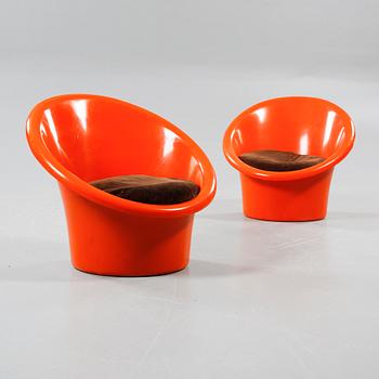 FÅTÖLJER, ett par, "Skopa", Olle Gjerlöv-Knudsen och Torben Lind för Ikea, modellen formgiven 1974.