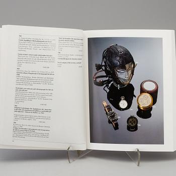 KLOCKLITTERATUR, 9 st, bl.a. Automatic-Armbanduhren aus der Schweiz: Uhren, die sich selber aufziehen.