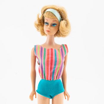 Barbie doll, vintage "American Girl, sidepart", Mattel 1966.