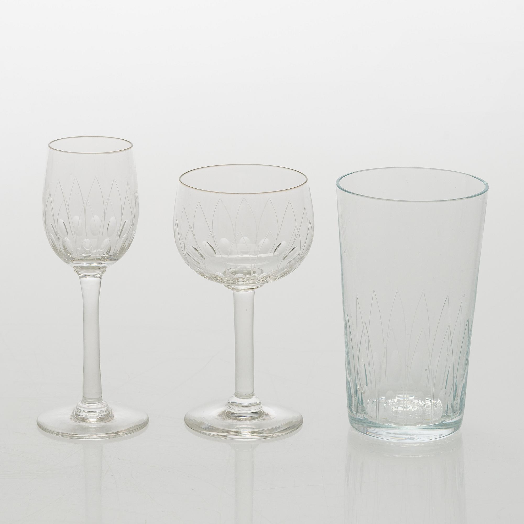 Göran Hongell, glasservis, 52 delar, "Kilta". Iittala, i produktion 1947-1966.