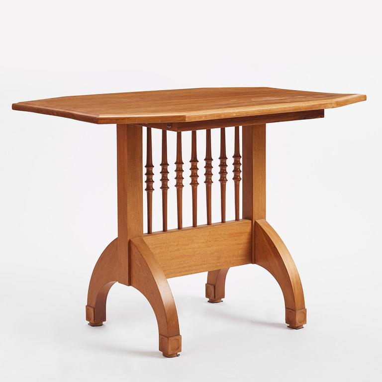 Otto Schulz, table, master carpenter Carl Thorsson, Gothenburg 1912.