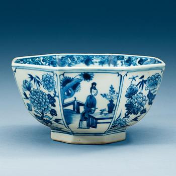 1929. A blue and white bowl, Qing dynasty, Qianlong (1736-95).