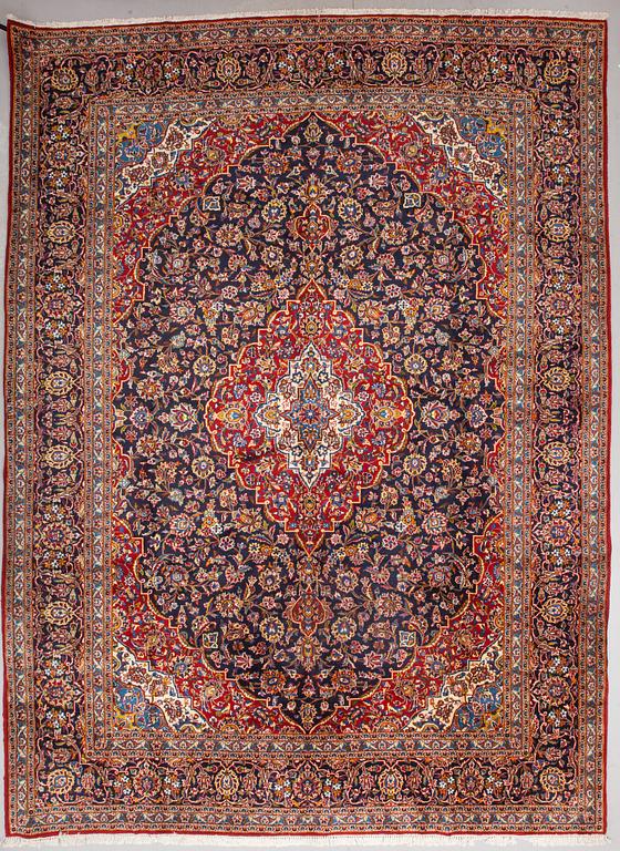 MATTA, old, Keshan, ca 411 x 300 cm.