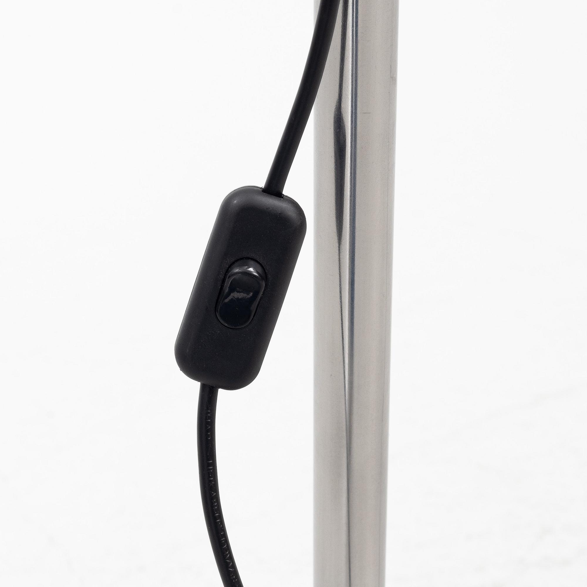 Yrjö Kukkapuro, a 'YK100C' floor lamp, Blond, 2020's.