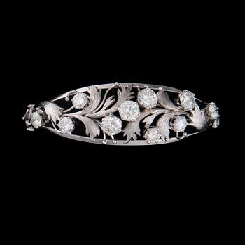 A BRACELET, 18K white gold, brilliant cut diamonds. Kalevi Piirainen, Helsinki 1974. Weight 24.4 g.