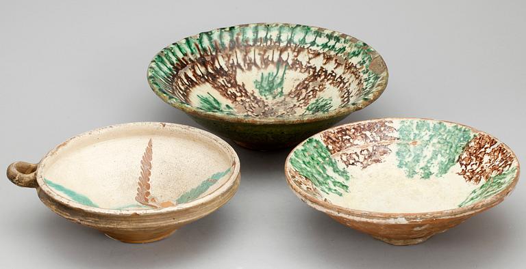 SKÅLAR, 3 st, lergods, bla Mellanöstern.