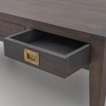 A coffee table, Newport, 21st century.