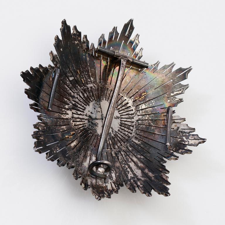 KRASCHAN, silver och emalj, militärorden  “Al Merito Militar”, Spanien, 1900-talets förta hälft. Vikt ca 84 gram.