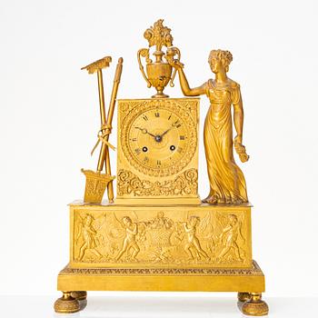 An Empire table pendulum clock, first half of the 19th century.