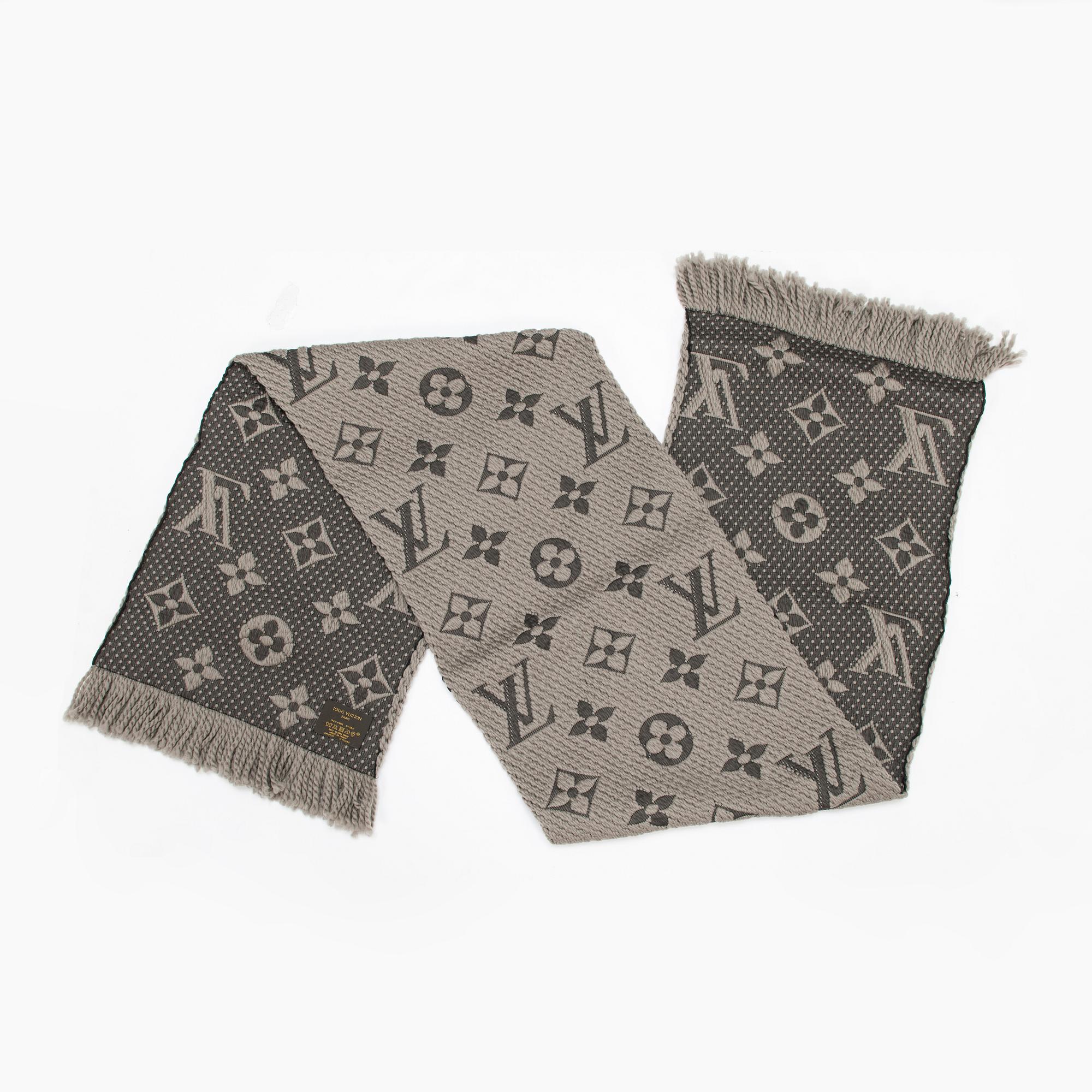 Louis Vuitton,"Logomania", scarf.