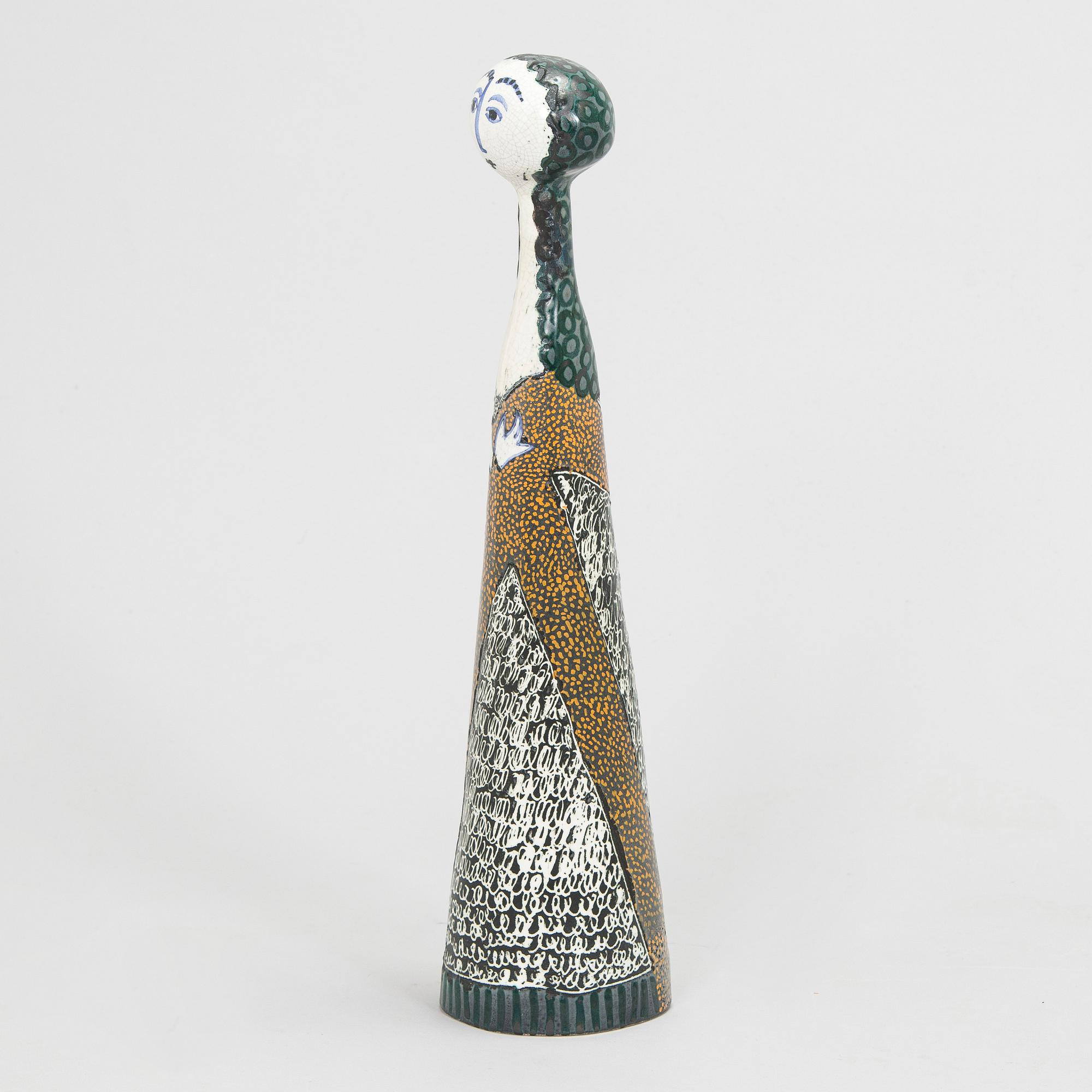 Birger Kaipiainen, veistos, kivitavaraa, signeerattu Kaipiainen.