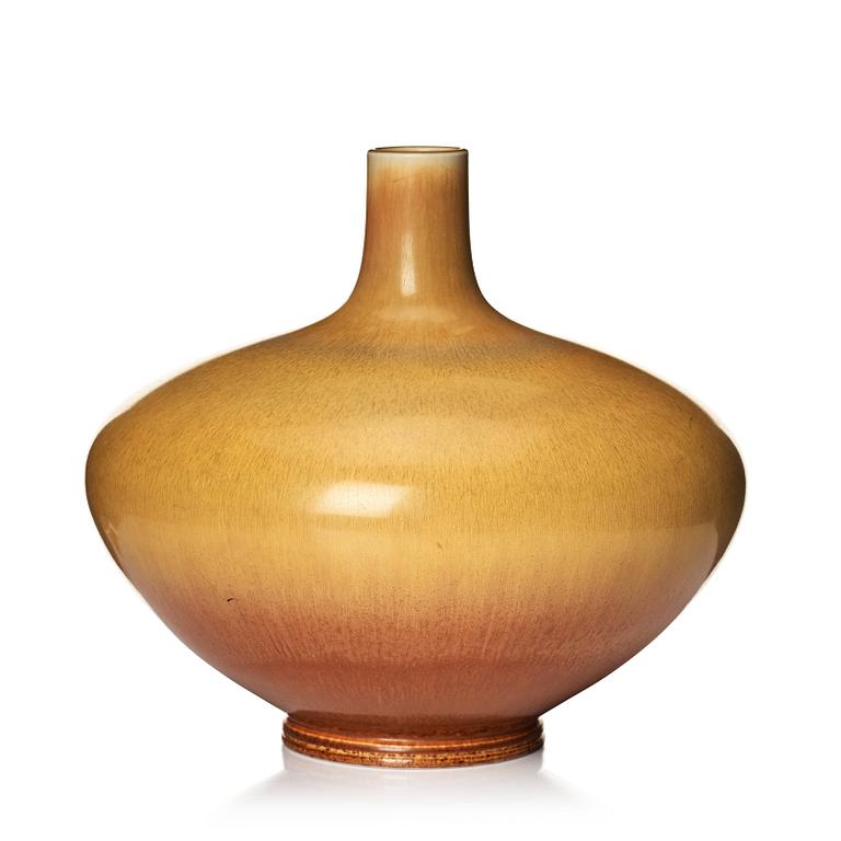 Berndt Friberg, a stoneware vase, Gustavsberg studio, Sweden 1964.