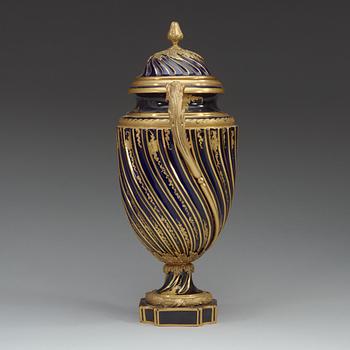 A French ormolu mounted 'Sèvres' vase with cover, ca 1900.