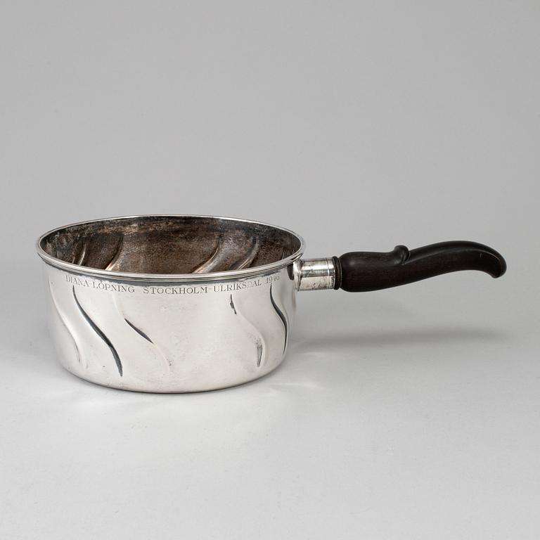 A Swedish 20th century silver pot, mark of CG Hallberg, Stockholm 1917.