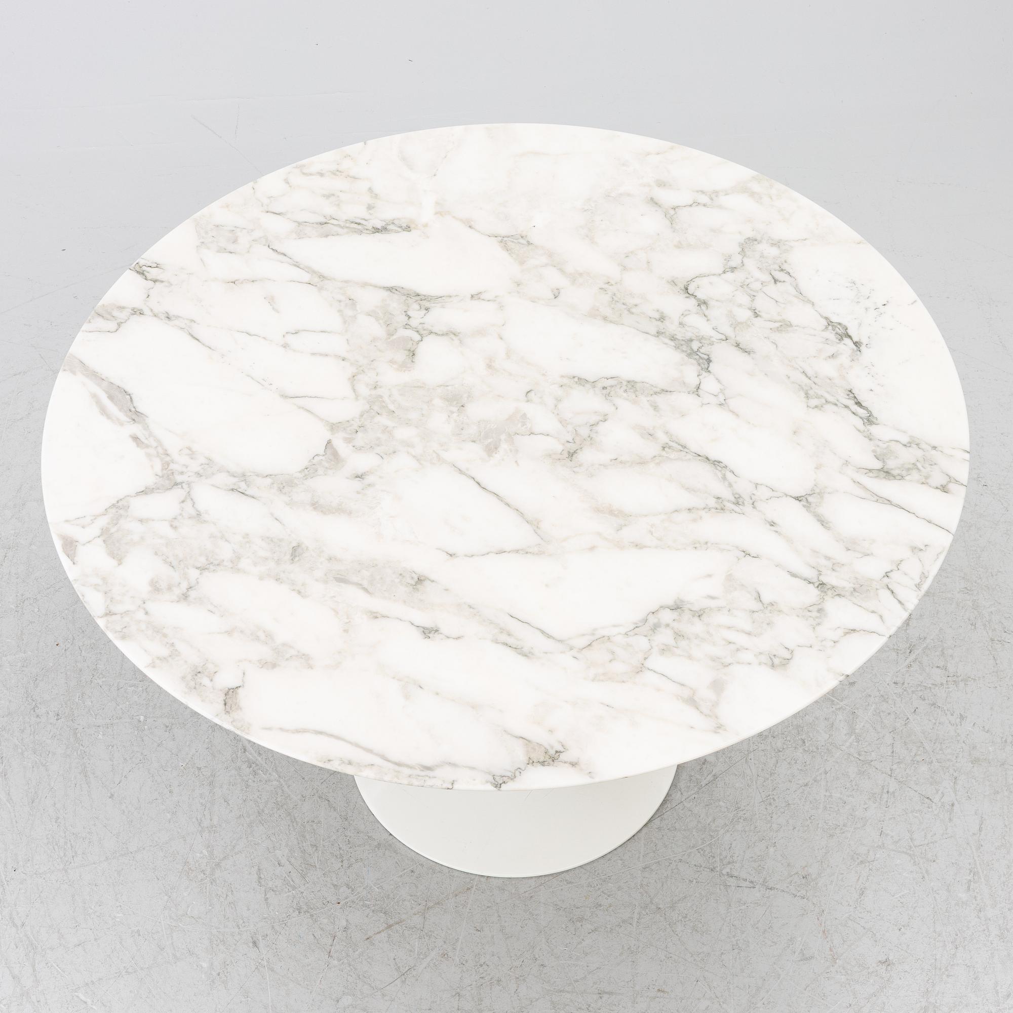 Eero Saarinen, Dining table, “Tulip”, Knoll Studio.