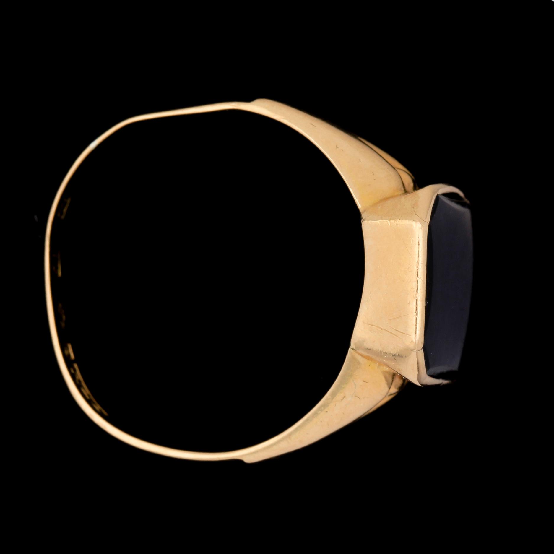 RINGAR, 2 st, 18k guld med gul citrin o svart sten. Bla 1830/40-tal. Tot vikt 9,2g.