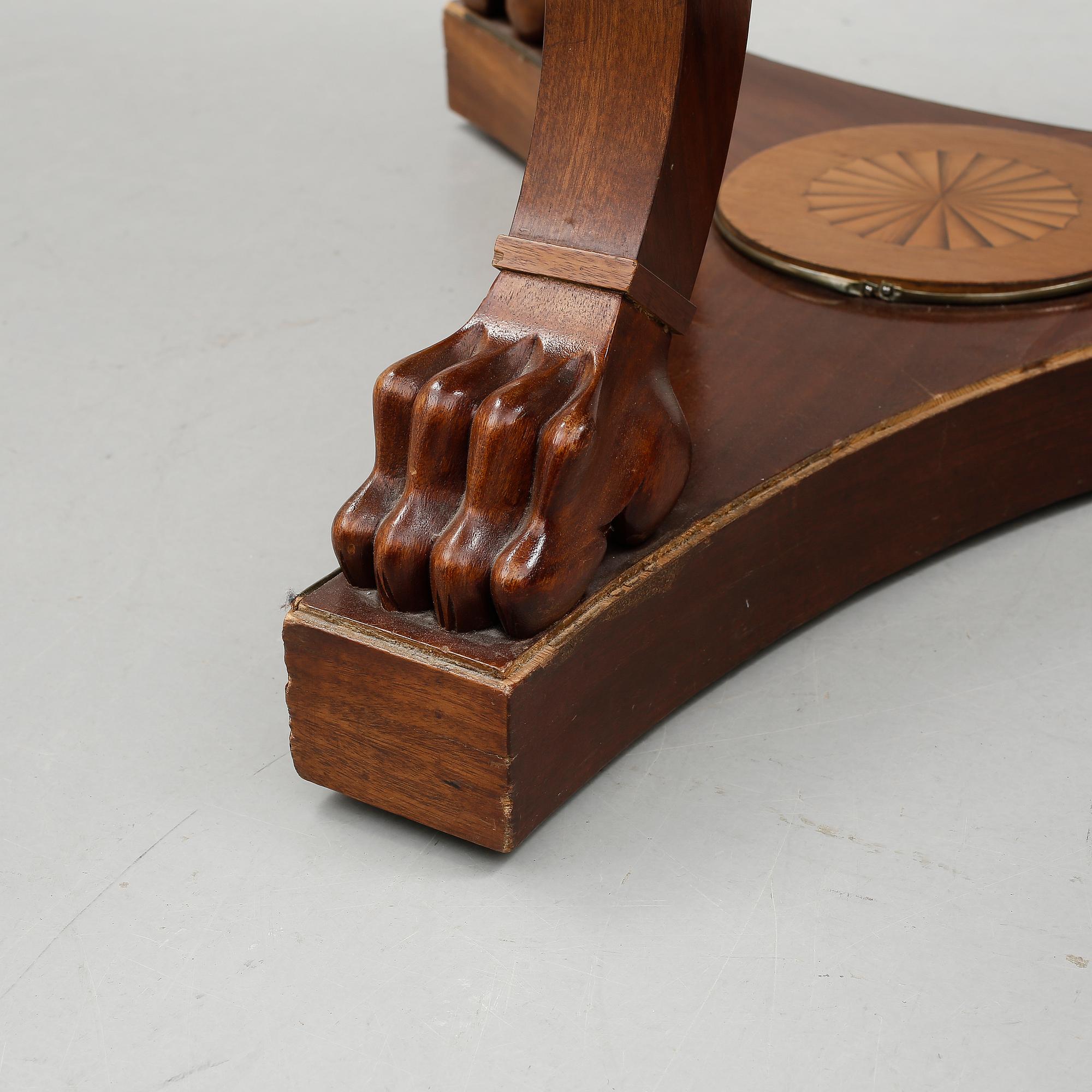 BORD, Empire-stil, 1800-tal.