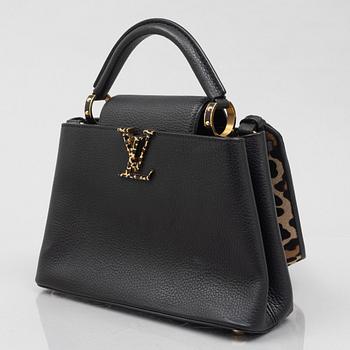 Louis Vuitton, väska "Capucines Leopard BB".