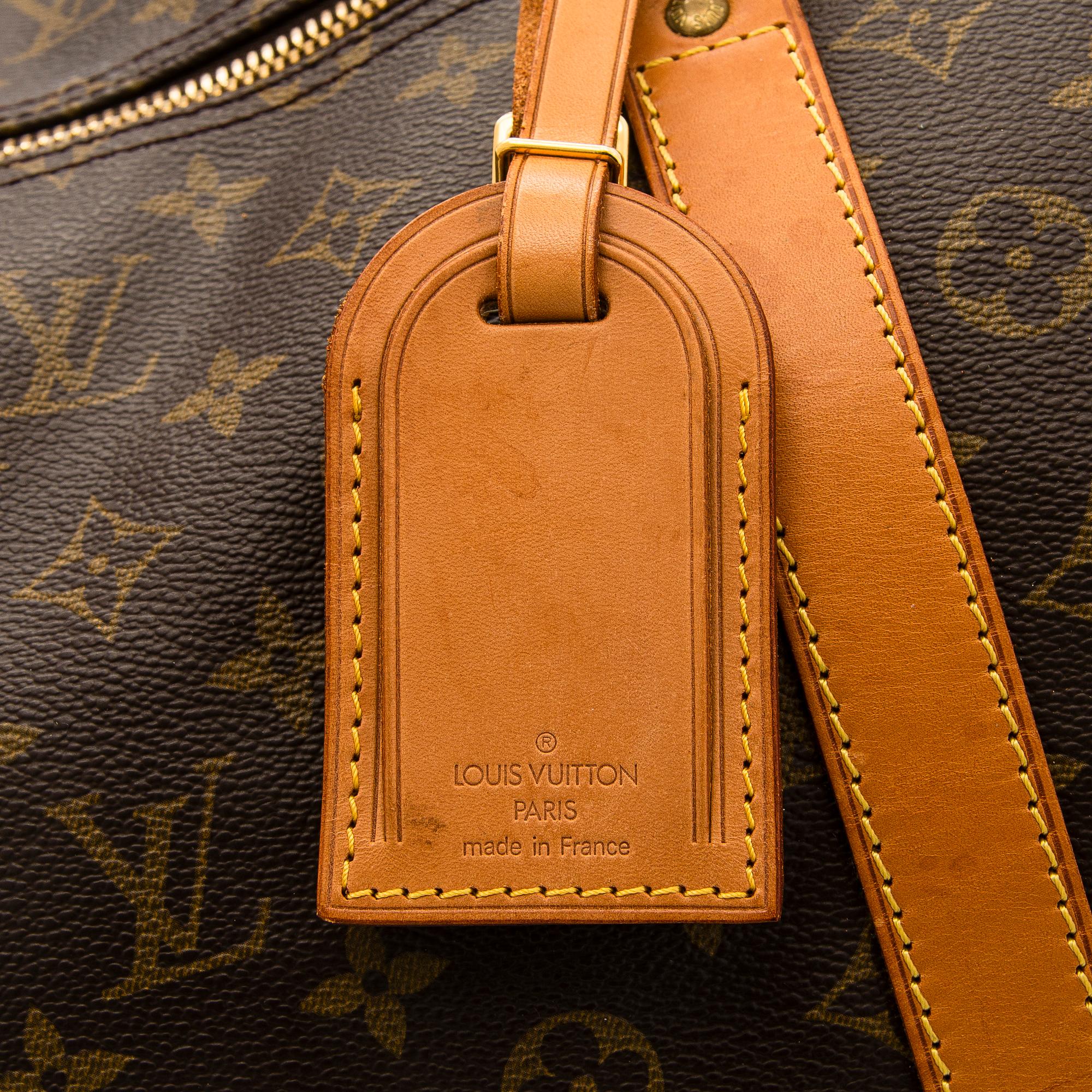 Louis Vuitton, a Monogram Canvas 'Keepall 55 Bandoulière' weekend bag.