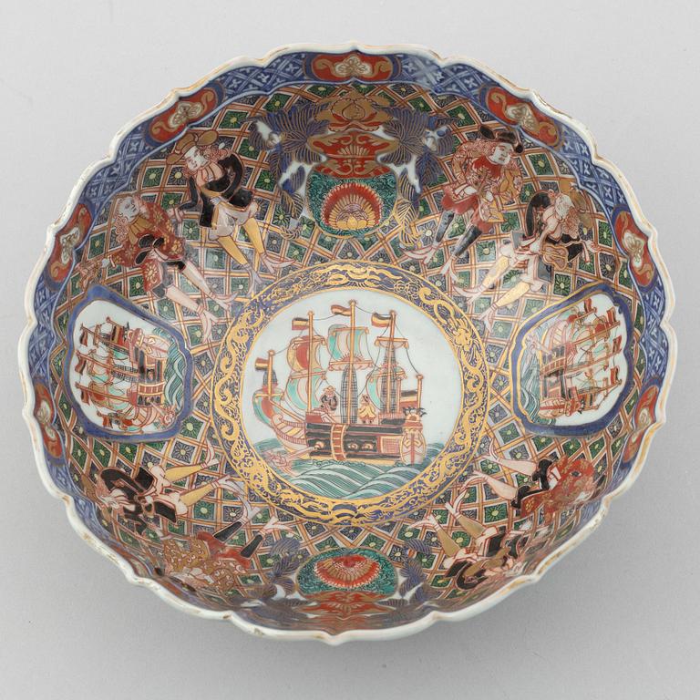 An "Black Ship" namtan porcelain bowl, Japan, Meiji/early 20th century.