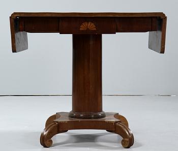 SALONGSGRUPP, 4 delar, Karl Johan-stil, 1900-talets början.