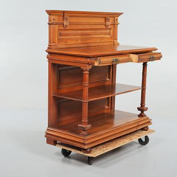 SIDEBOARD, nyrenässans, sent 1800-tal.