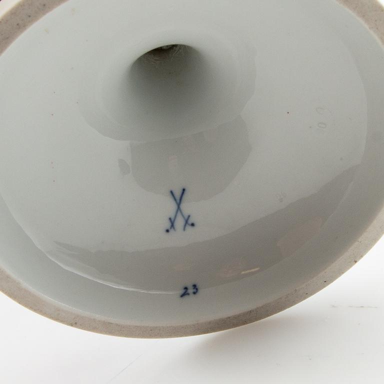 Étagère Meissen 1900-tal porslin.