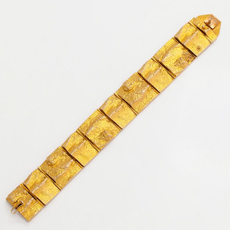 Björn Weckström, a 14K gold bracelet 'Golden stream' for Lapponia 1967.