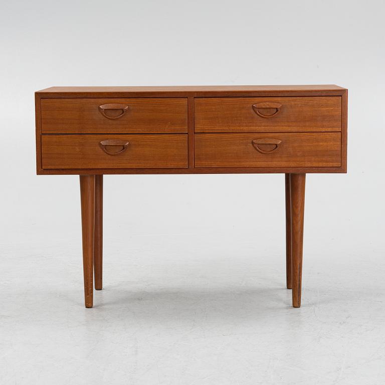 Kai Kristiansen, a teak veneered chest of drawers, Feldballes, Denmark, mid 20th century.