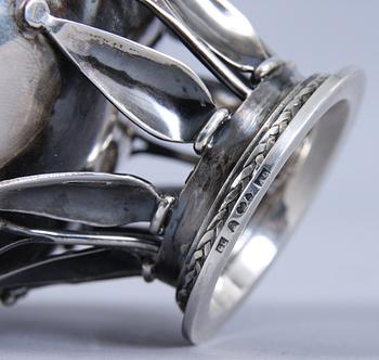 SKÅLAR, två st, silver, 1900-tal. 307 gr.