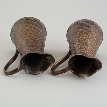 JOSEPH SANKEY & SON, VINKANNOR, ett par, Bilson, Wolverhampton, 1900-talets början.