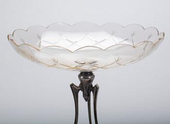 FAT PÅ FOT, nysilver och glas, 1900-talets början.