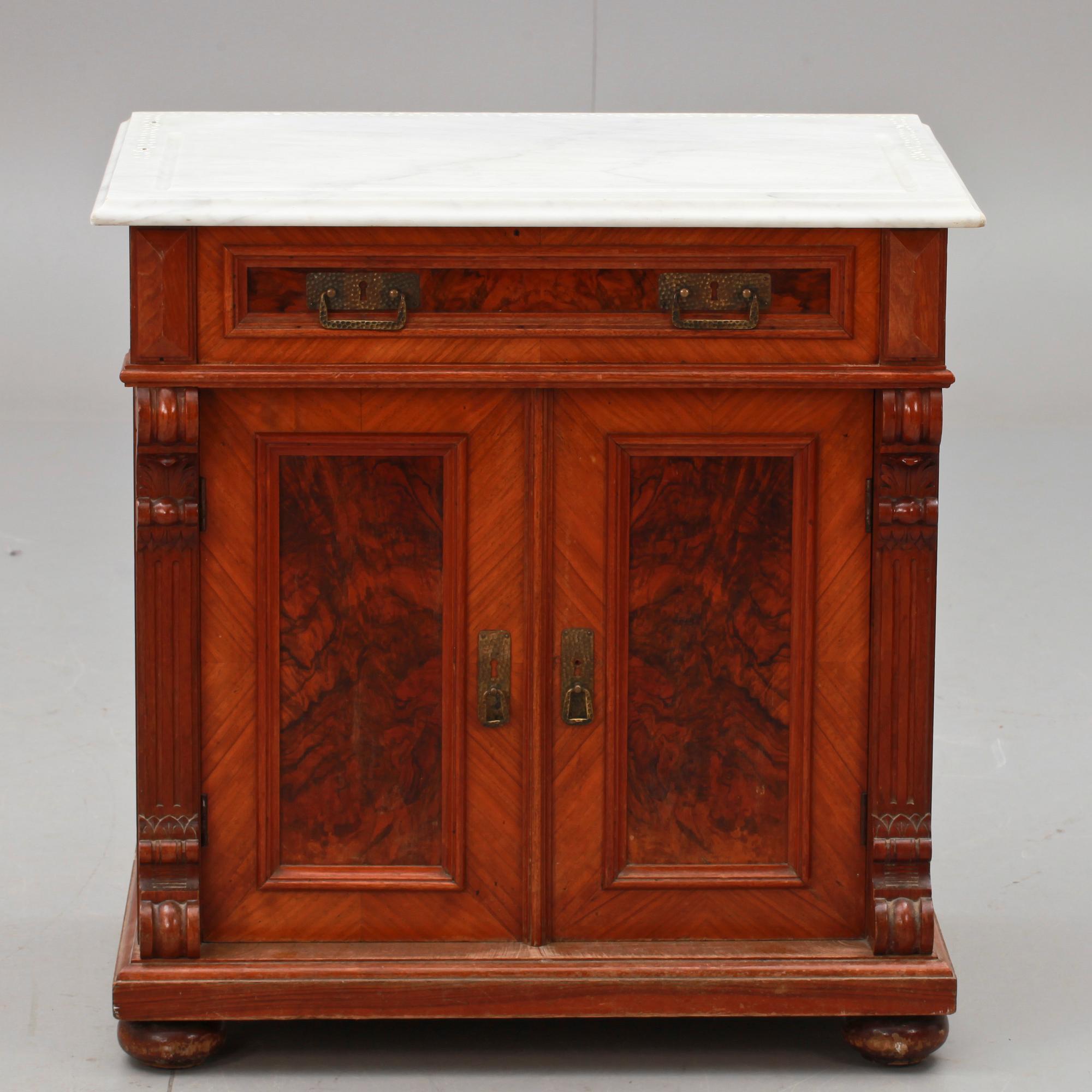 BYRÅ, nyrenässans, sekelskiftet 1900.