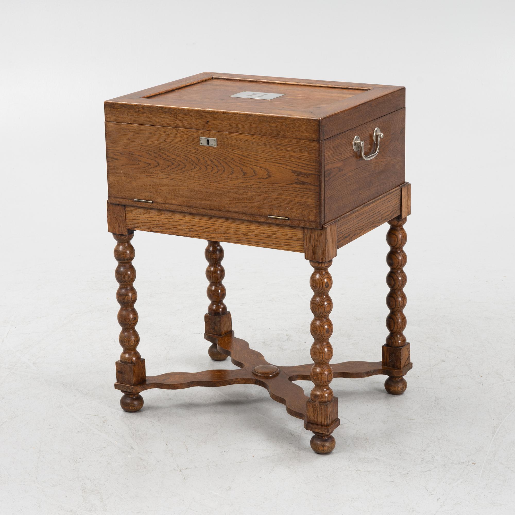 Besticksuppsättning med schatull, 126 delar, svenska importstämplar, K. Andersson, Göteborg, 1867 - 1933.