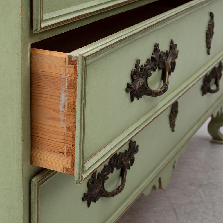 Cabinet, Rococo style, 20th century.