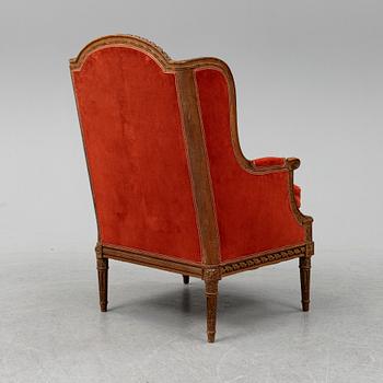 A armchair from the early 20th century.